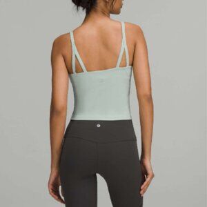 Lululemon Strappy Nulu Shelf Tank Top Silver Blue Size 8